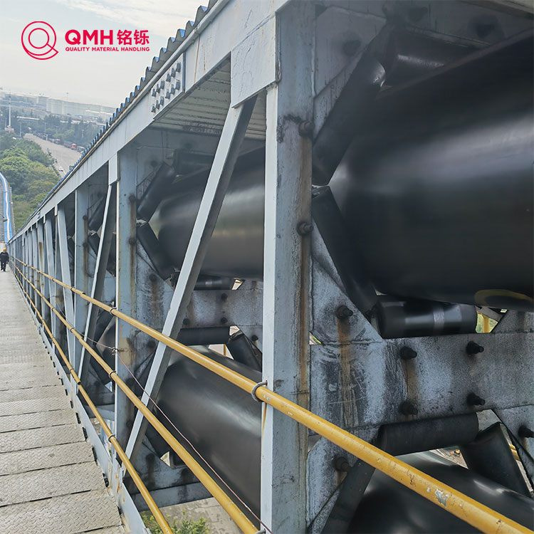 Bagaimana Belt Conveyor Pipa Meningkatkan Efisiensi Penanganan Material?