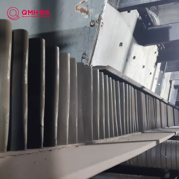 Sabuk konveyor dinding samping bergelombang